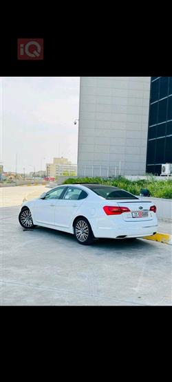 Kia Cadenza